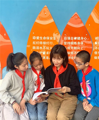 臺(tái)江好人鐘凌榮登2021年4月“中國好人榜” 文化教育服務(wù)的楷模